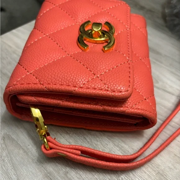 Beautiful Coral & Gold Wristlet/Wallet - Picture 5 of 7